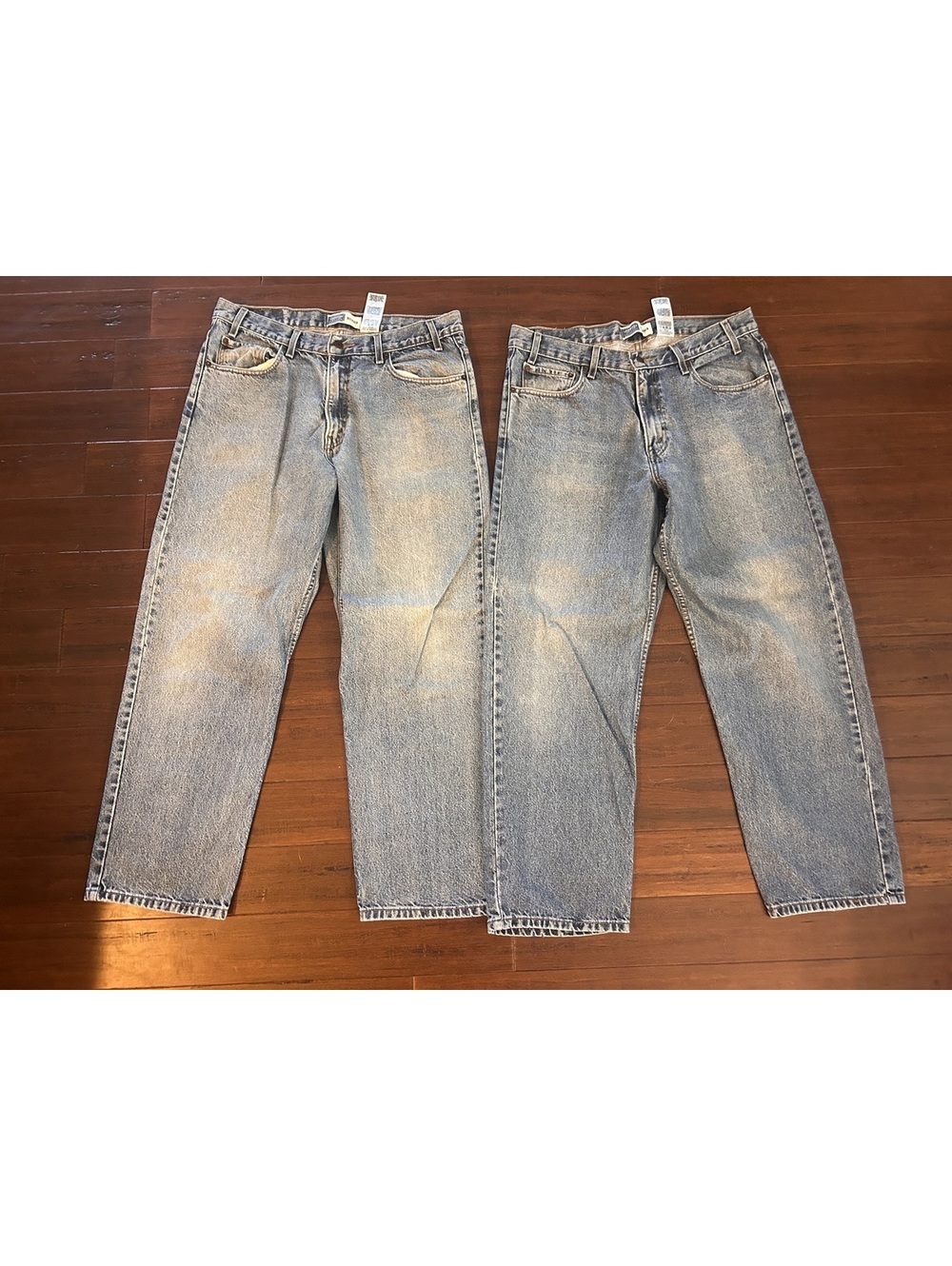 Levi's Signature Relaxed Fit Light Wash Denim Jeans W36 L30